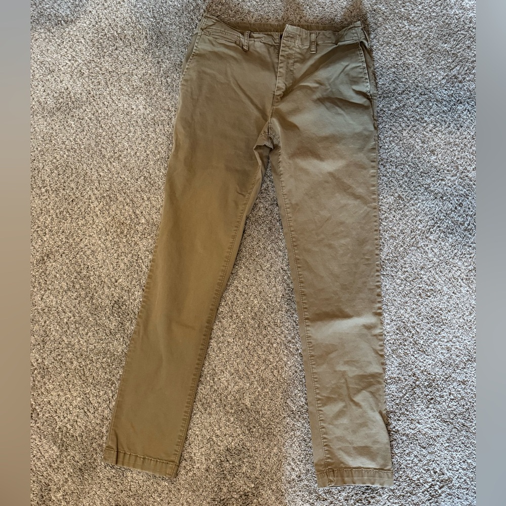 American Eagle Outfitters Men's Khaki Chinos